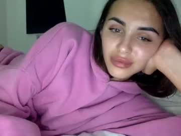 webcam girl camelia_meow live cam image #2263803