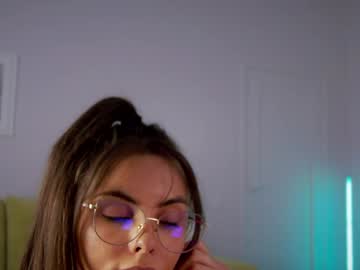 webcam girl girl_next_door19 live cam image #11100417