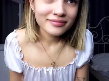 webcam girl babyface_cb live cam image #8656941