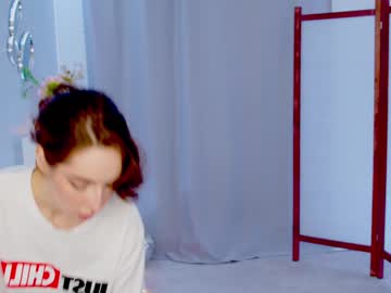 webcam girl silent_chill live cam image #5739283