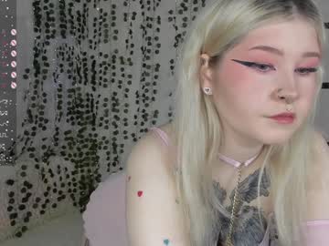 webcam girl girl_your_secret_crush live cam image #10556386
