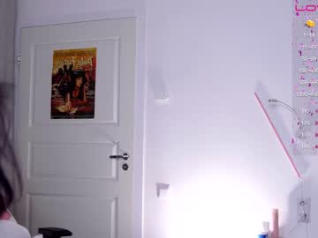 webcam girl holliwould_ live cam image #5960235