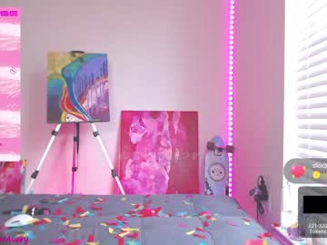 webcam girl petitebrat live cam image #4644630