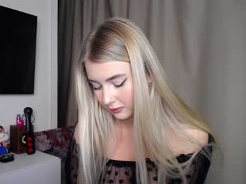 webcam girl cute18cute live cam image #3741500