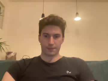 webcam man hwgetsnaughty live cam image #692594