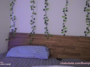 webcam girl bunnybonn1e live cam image #5926704