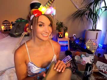webcam girl phoenix_taylor live cam image #369839