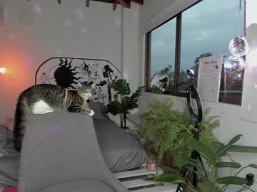 webcam girl lonelly_lolly98 live cam image #5346665