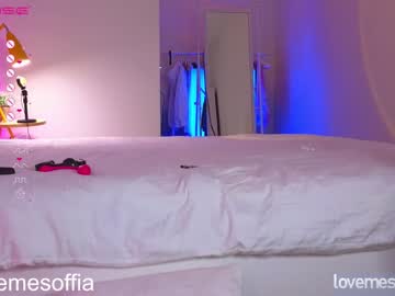 webcam girl kittymeow_xxx live cam image #5843536