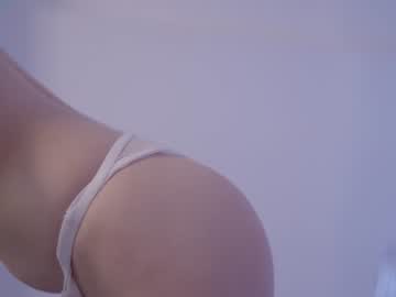 webcam girl floret_joy live cam image #7908177