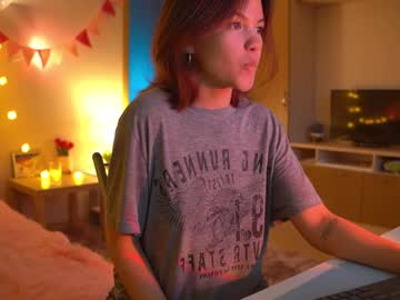webcam girl tiny_miracle live cam image #10202027