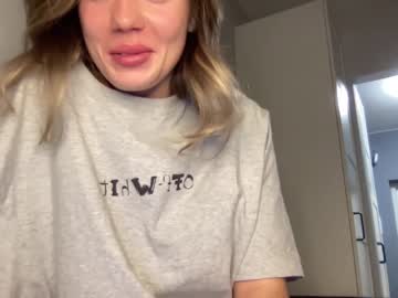 webcam girl angel_from_sky live cam image #7465882