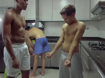 webcam man boysgang_sex live cam image #10008379