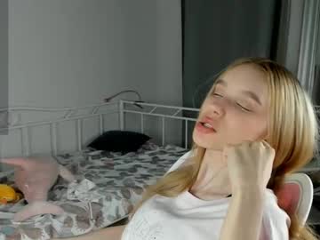 webcam girl solsticea live cam image #12313883