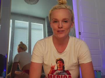 webcam girl taylor_love_303 live cam image #9850394