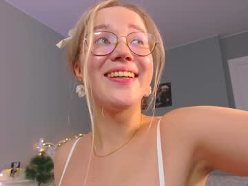 webcam girl aluntick live cam image #11497342