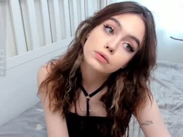 webcam girl connieambes live cam image #7435654