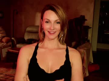 webcam girl kaileeshy live cam image #10845757