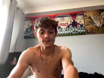 webcam man yourboi02 live cam image #3486111