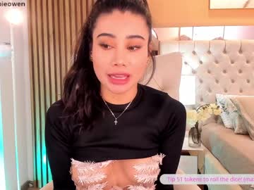 webcam girl abie_owen live cam image #2208122