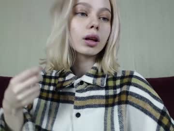 webcam girl little__margot live cam image #736345
