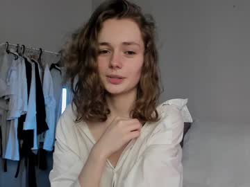 webcam girl mxxnsxsul live cam image #2994985