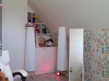 webcam girl brilliantvictoria live cam image #12984347