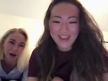 webcam girl yummmy_yog live cam image #2797692