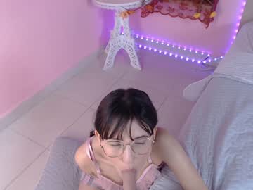 webcam girl little_effy18 live cam image #679360