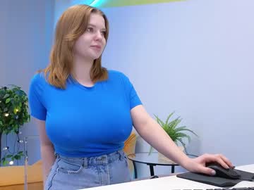 webcam girl lovlybambi live cam image #7751964