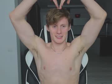webcam man fixsicki live cam image #9450362