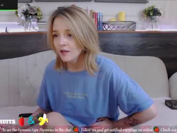 webcam girl ginger_pie live cam image #3106779
