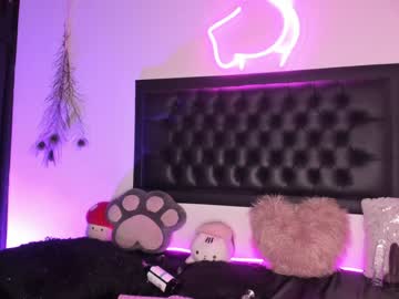 webcam girl iam_eli live cam image #7386168