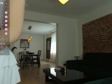 webcam girl kriss0leoo live cam image #8988733