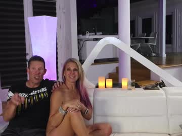 webcam girl wildwifebarbie live cam image #12595190