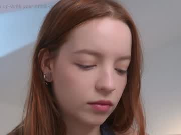 webcam girl my_mia_ live cam image #10247372