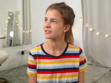 webcam girl eli_sun live cam image #7398855