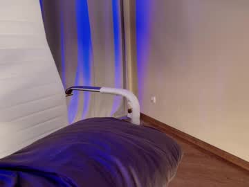 webcam girl hollyextra live cam image #11598795