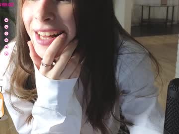 webcam girl uwunikaa live cam image #6634794