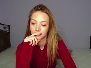 webcam girl breeding_material live cam image #7005019