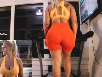 webcam girl milavalentinax live cam image #2541472