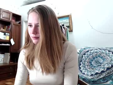 webcam girl free_tiny live cam image #1944321