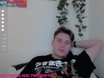 webcam couple alicekaneky_xx live cam image #3033741