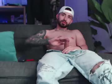 webcam man fratguysonline live cam image #3356662