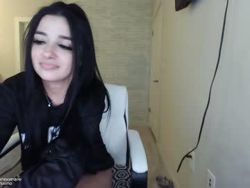 webcam girl xvno live cam image #3692250