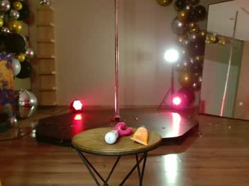 webcam girl _meganmeow_ live cam image #7144978