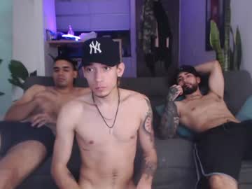 webcam man fratguysonline live cam image #3473774