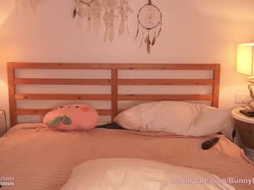 webcam girl bunnybonn1e live cam image #5174197