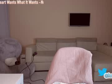 webcam girl hollyextra live cam image #1953066