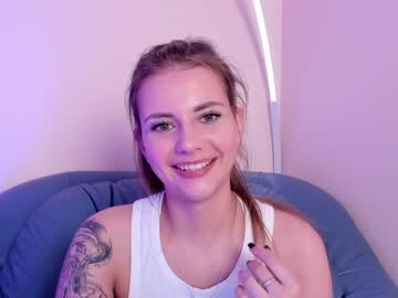 webcam girl hustleebabyy live cam image #3840634